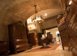 Het restauratieatelier van Lutterzijl Antiek